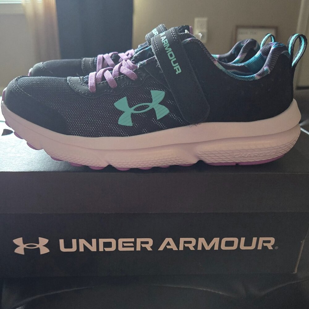 Under Armour Girls' Sneakers